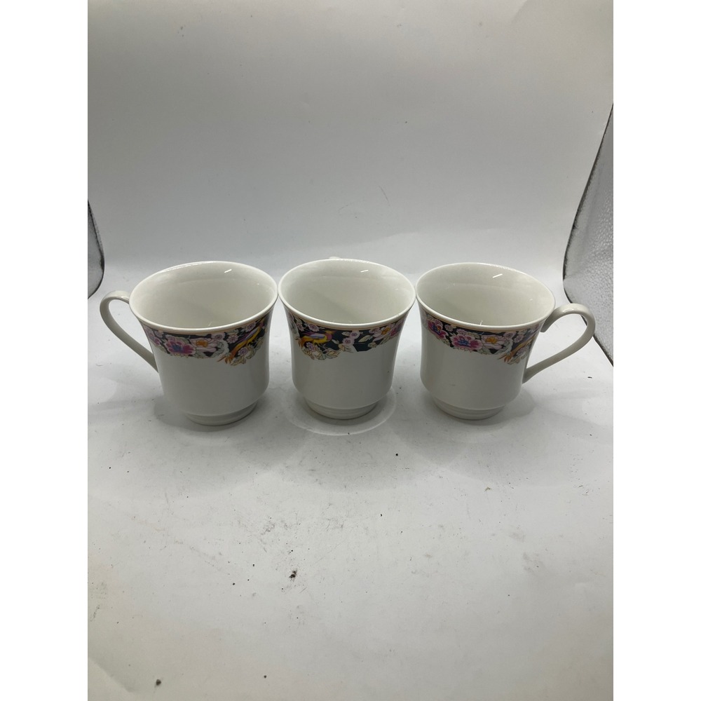 Fine Porcelain Coffee Mugs Tea Cups Set of 3 White Floral Trim‎ China